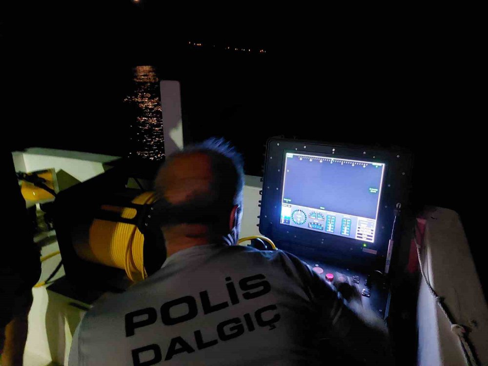 Karadeniz’de Kaybolan Kaptanın Arama Çalışmaları Sürüyor