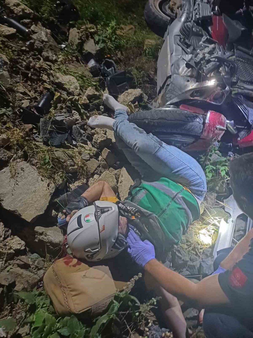 Uzungöl’de Suudi Turist Motosiklet İle Dereye Uçtu: 1 Ölü