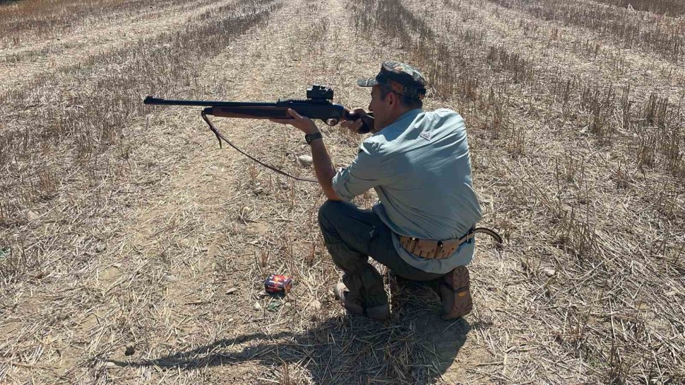 Av sezonu açıldı , avcılar tüfeklerini alarak doğaya çıktı