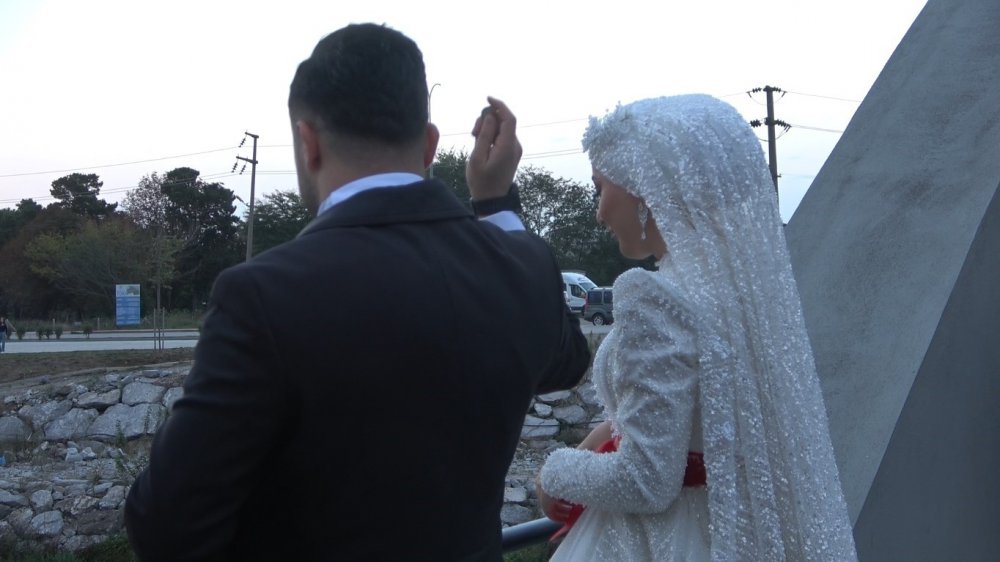 Samsun'da Bu Köprüden Geçmeyen Gelin Salona Gitmiyor