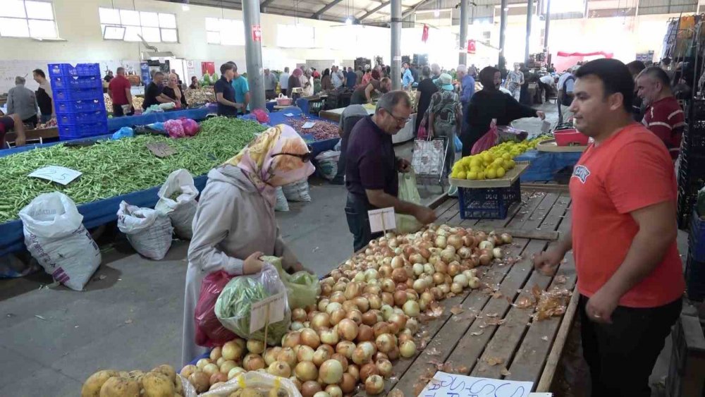 Amasya’da Soğan Tarlada Bir Aydır 6 Tl