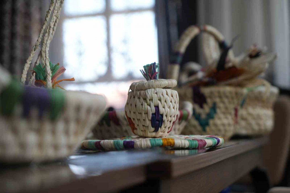 Bolu'da 65 Yıldır Mısır Kabuklarından Sepet Ören Kadın Ev Hanımlarına Işık Tuttu