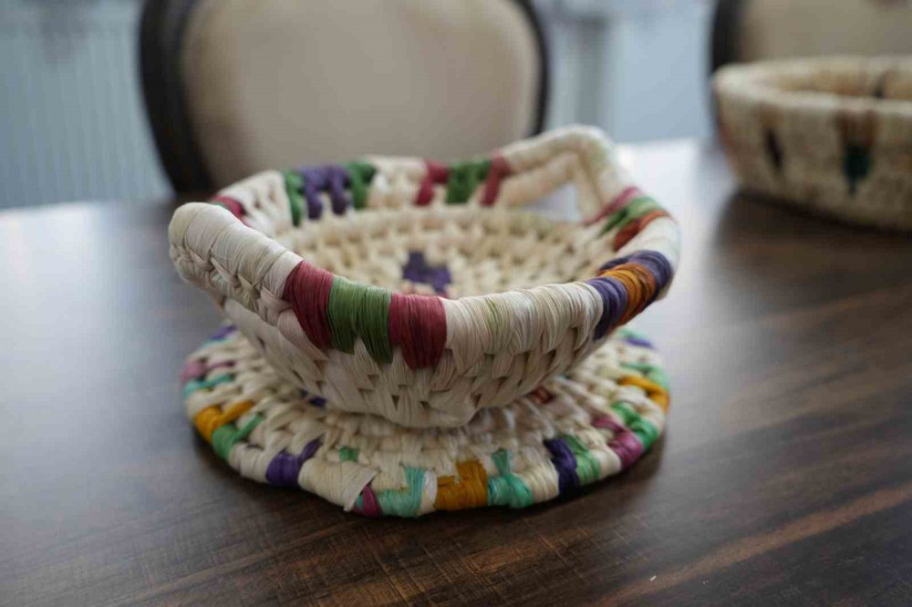 Bolu'da 65 Yıldır Mısır Kabuklarından Sepet Ören Kadın Ev Hanımlarına Işık Tuttu