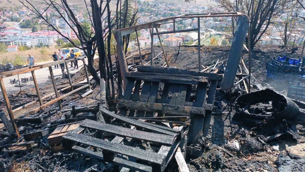 Samsun’da Plastik Kasa Yangını