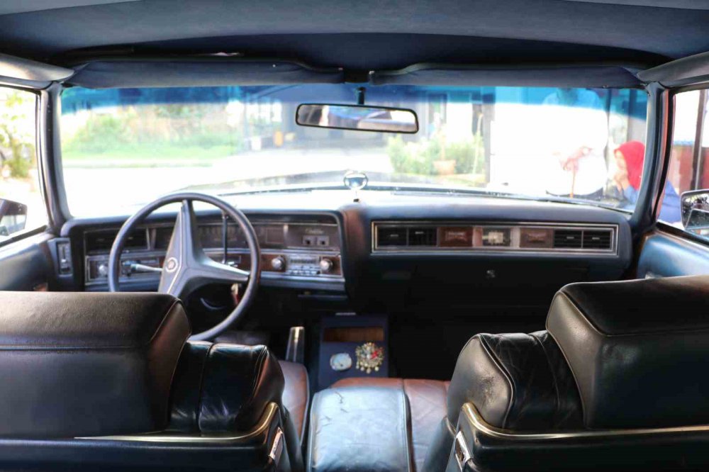 85 Yaşındaki Rizeli Mustafa Dede’nin 1973 Model Klasik Aracına Olan Aşkı Zamanı Durduruyor