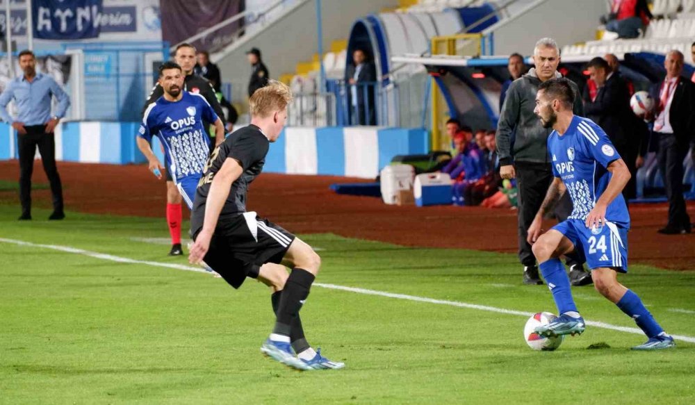 Trendyol 1. Lig:  Erzurumspor Fk: 2 - Esenler Erokspor: 0