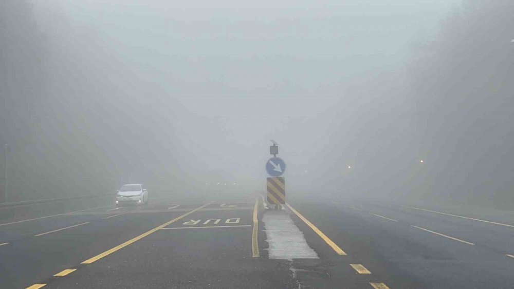 Bolu Dağı’nda Göz Gözü Görmüyor: Görüş Mesafesi 20 Metre