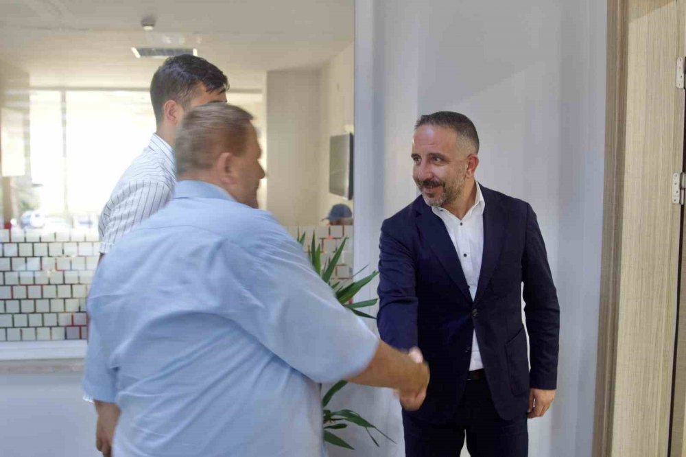 Bu başkanın kapısı seçildiğinden bu güne açık tutuluyor