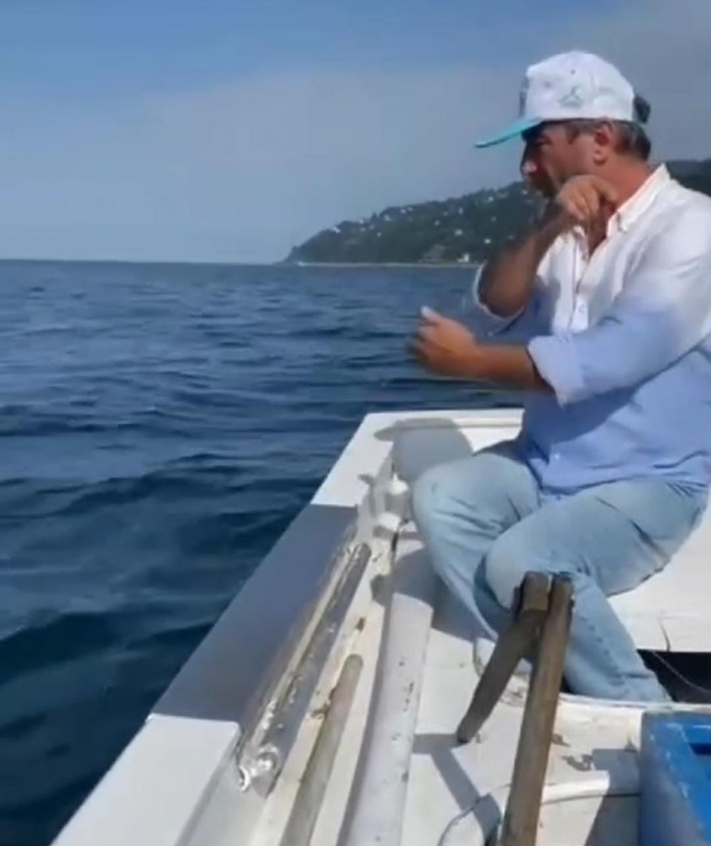 Eski Bakan Fatih Dönmez'e Rize'de Köpek Balığı Sürprizi