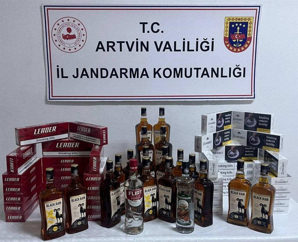 Artvin’de Kaçak Sigara Ve İçki Operasyonu