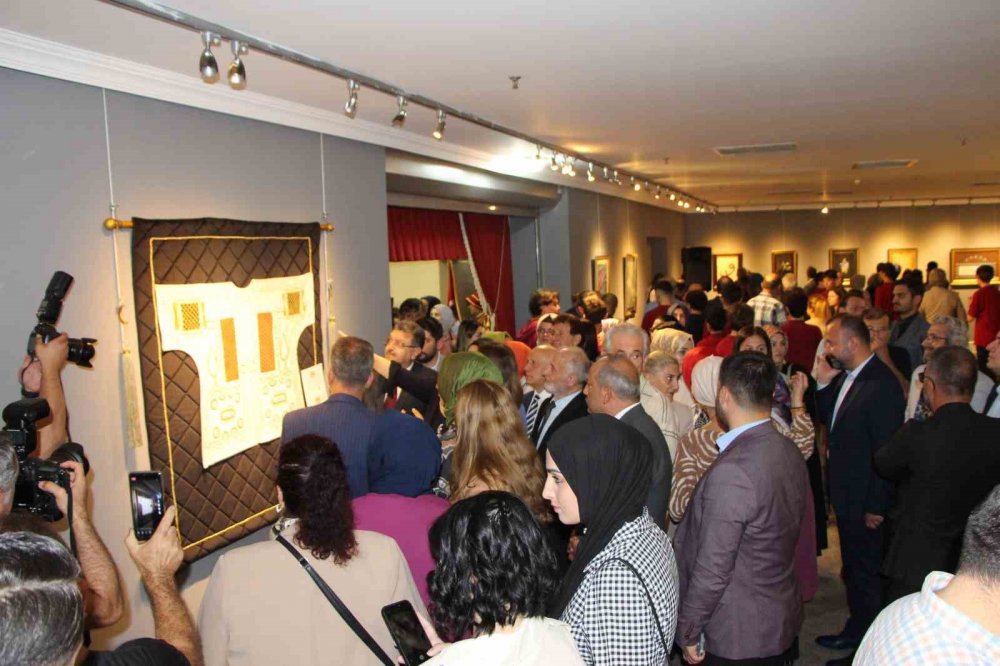 Padişahların ’dualı Gömlekleri’ Trabzonlular İle Buluştu