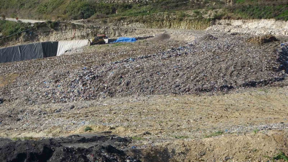 Araklı'da bulunan halk eylem yaptı