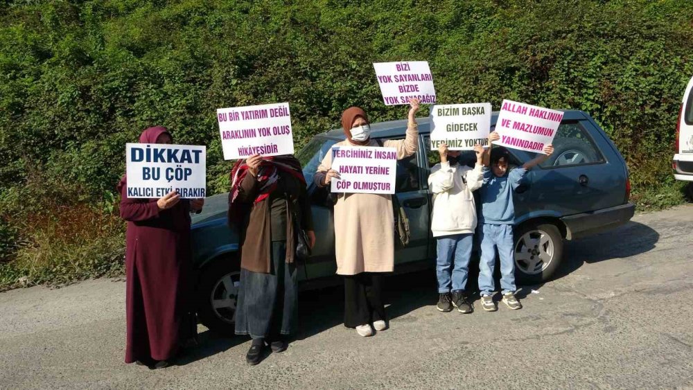Araklı'da bulunan halk eylem yaptı
