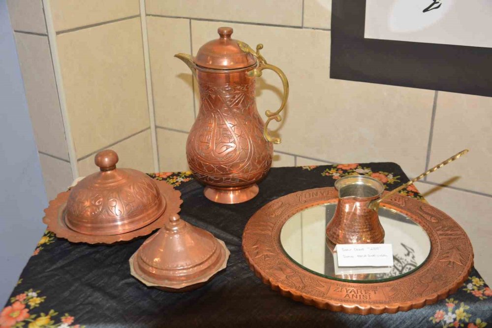 Ordu'da Liseli Öğrenciler Okul Koridorunu 100 Yıllık Eserlerin Olduğu Tarihi Müzeye Çevirdi