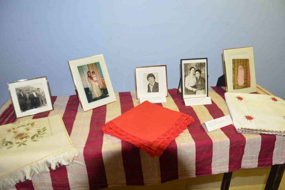 Ordu'da Liseli Öğrenciler Okul Koridorunu 100 Yıllık Eserlerin Olduğu Tarihi Müzeye Çevirdi