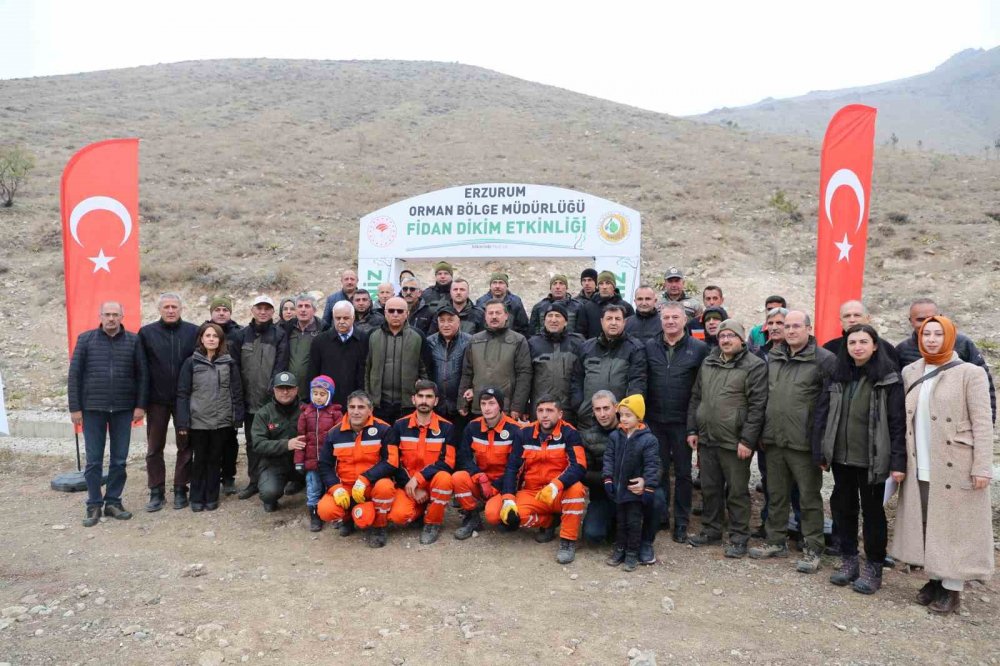 Erzurum dahil 6 İlde 56 Bin 500 Fidan Toprakla Buluştu