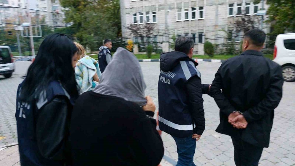 Samsun’da Evden 700 Bin Liralık Altın Çalan 3 Şüpheli Tutuklandı