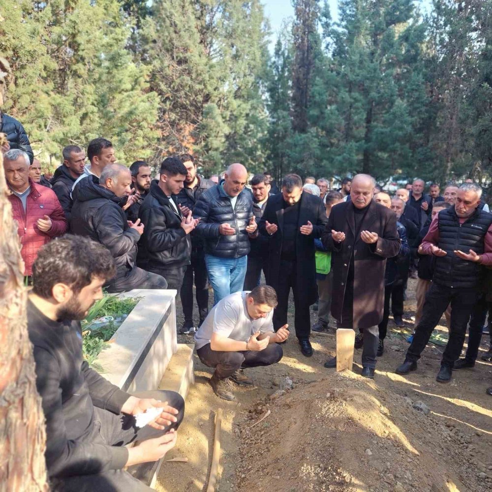 Sinop Eski Mhp İl Başkanı Şişek Toprağa Verildi