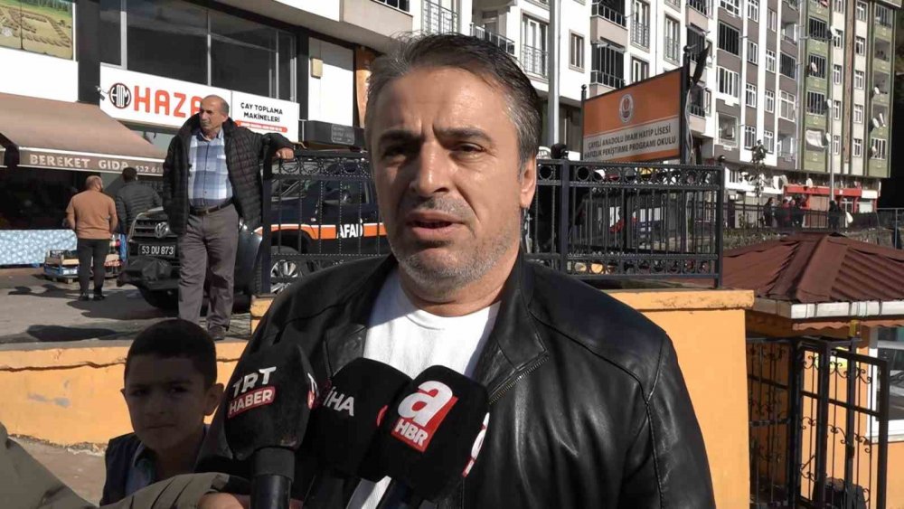 1 Kişinin Hayatını kaybettiği Çayeli ilçesinde heyelan anı kamerada