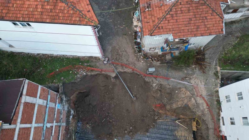 Tokat’ta İnşaat Kazısında Toprak Kayması Yaşandı, 5 Daire Boşaltıldı