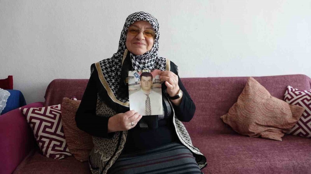 Rizeli Anne 24 Yıldır evladını arıyor