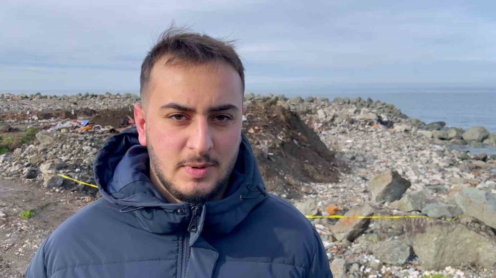 Fırtında Dalgaların Getirdiği Deniz Mühimmatı Rize’de Karaya Vurdu