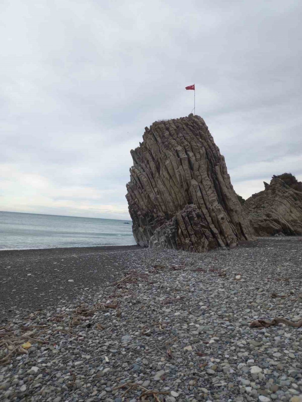 50 Yıl Sonra İlk: Deniz, Kayalıkların Çevresinden Çekildi