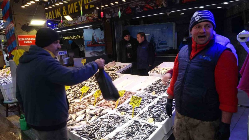 Trabzon’da Yılbaşında Sofraları Hindi Değil Hamsi Süsleyecek