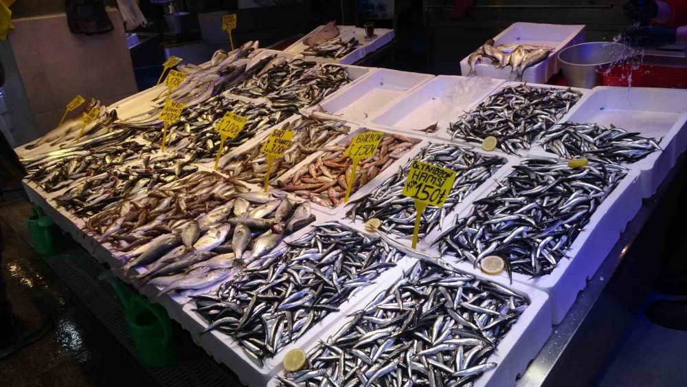 Trabzon’da Yılbaşında Sofraları Hindi Değil Hamsi Süsleyecek