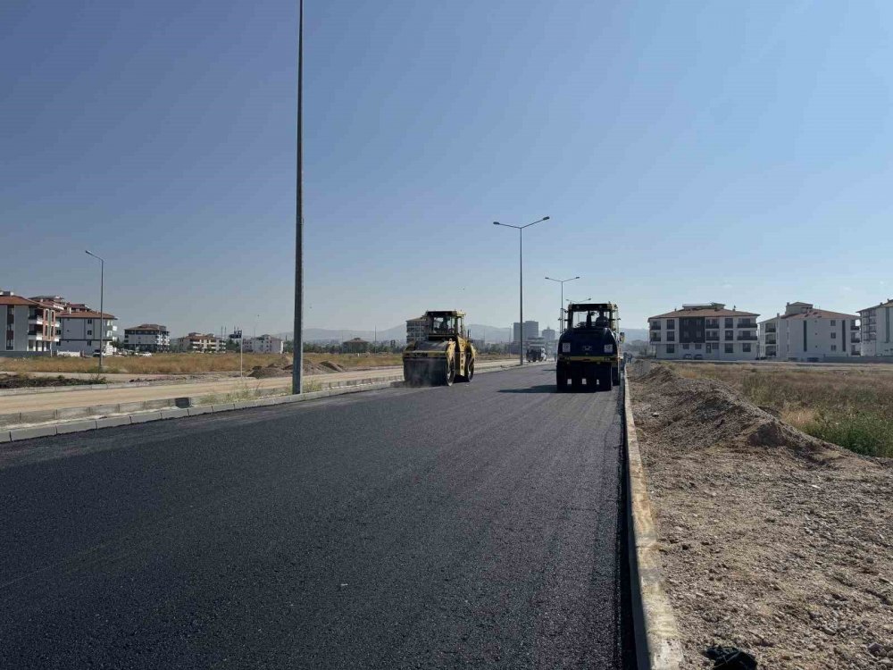 Çorum Belediyesi Bir Yılda 83 Bin Ton Asfalt Serdi