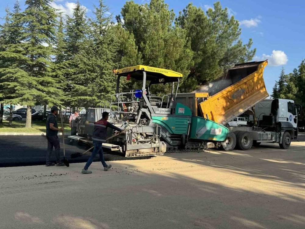 Çorum Belediyesi Bir Yılda 83 Bin Ton Asfalt Serdi