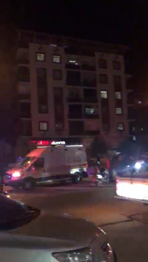 Rize’de Motosikletli Kuryeler Çarpıştı: 2 Yaralı