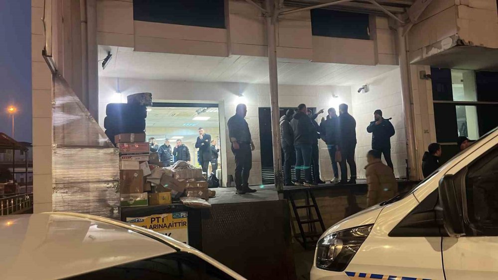 Rize’de Ptt Binasına Yapılan Saldırı İle İlgili Valilikten Açıklama Geldi