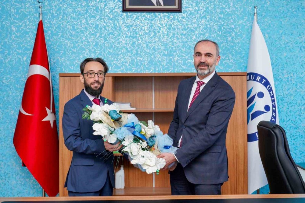 Bayburt Üniversitesinde 3 Fakültenin Dekanı Değişti