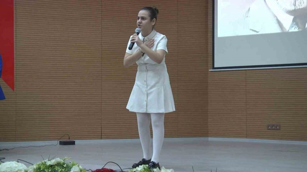 Rize’de ‘istiklal Marşı’nı Güzel Okuma Yarışması’ Düzenlendi