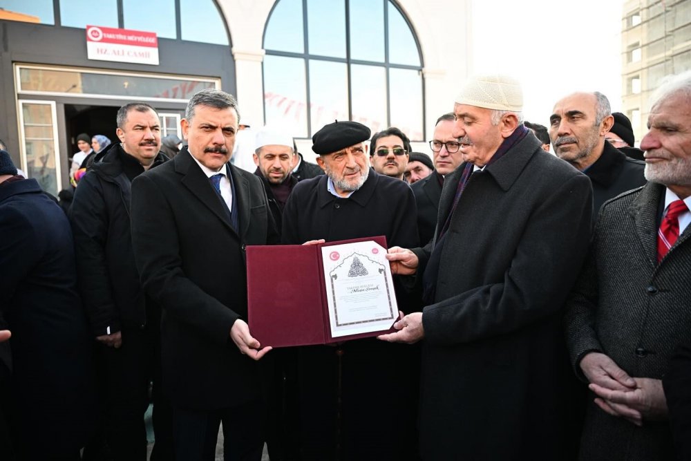 Erzurum'da Hz. Ali Camii Dualarla Açıldı