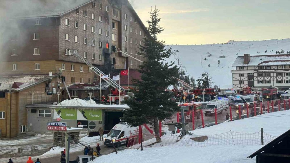 Bolu kratalkayada feci otel yangını