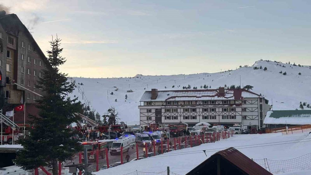 Bolu kratalkayada feci otel yangını