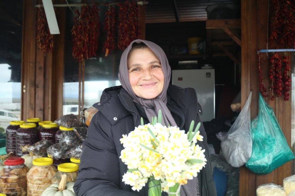 Köy Hayatı Şehirdeki Pazarlarla Ayakta Kalıyor