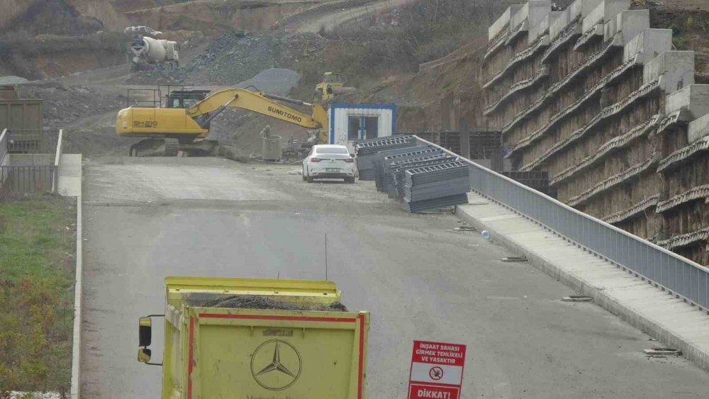 Türkiye’nin En Maliyetli Şehir İçi Yollarından Kanuni Bulvarı İnşaatında Sona Doğru