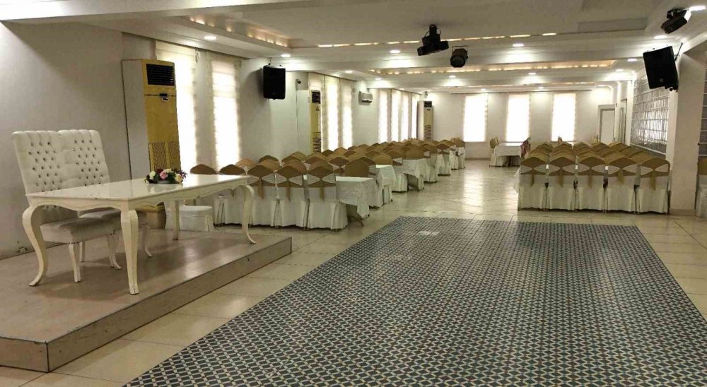 37 Çift ’ücretsiz Düğün Salonu’ Hizmetinden Faydalandı
