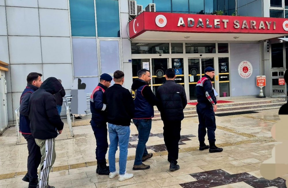 Kablo Hırsızları Jandarma Ekiplerince Yakalandı: 3 Tutuklu