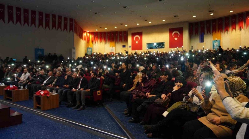 Palandöken Belediyesi Türk Musikisi Topluluğu’ndan Kaset Şarkıları Konseri