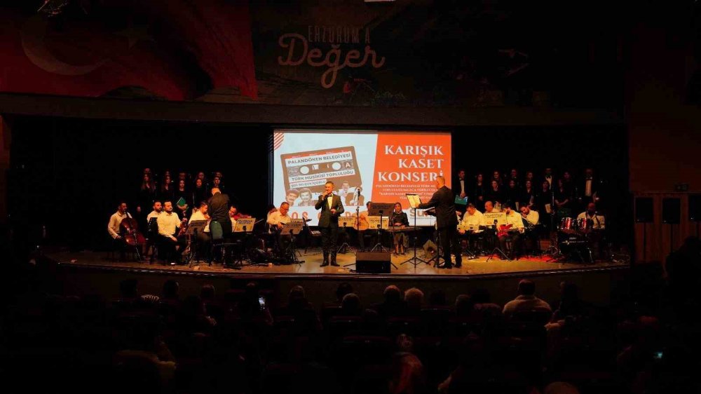 Palandöken Belediyesi Türk Musikisi Topluluğu’ndan Kaset Şarkıları Konseri