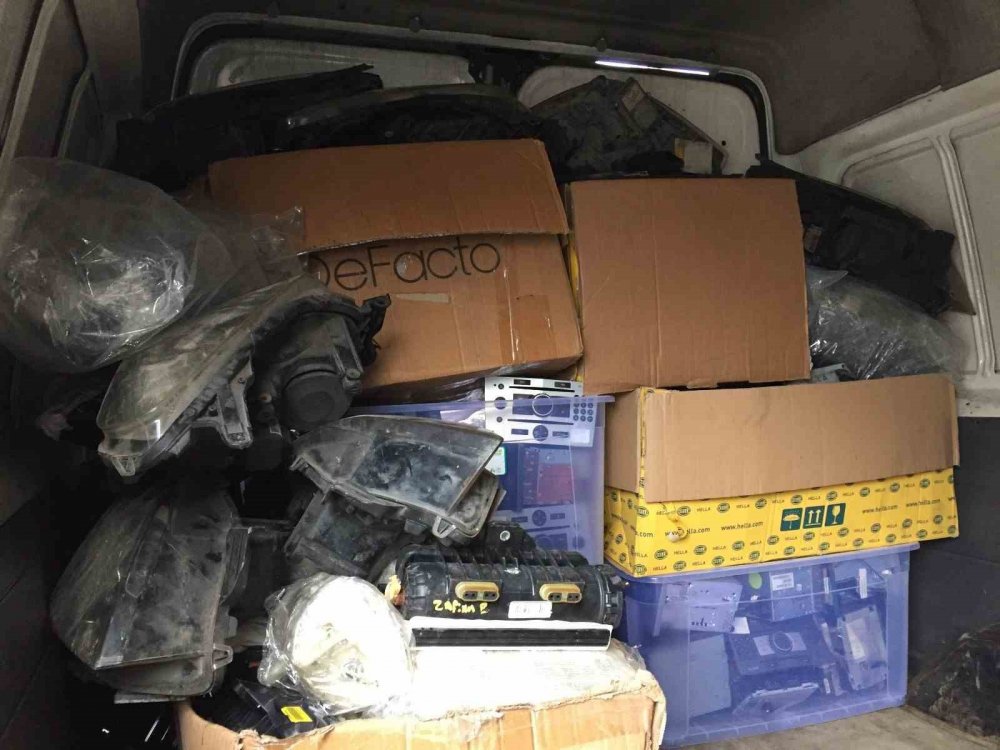 Ordu’da Kaçak Oto Yedek Parçaları Ele Geçirildi