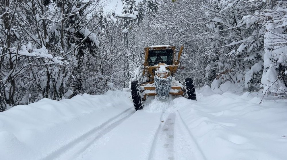 Artvin’de Kar Kalınlığı 2 Metreyi Aştı