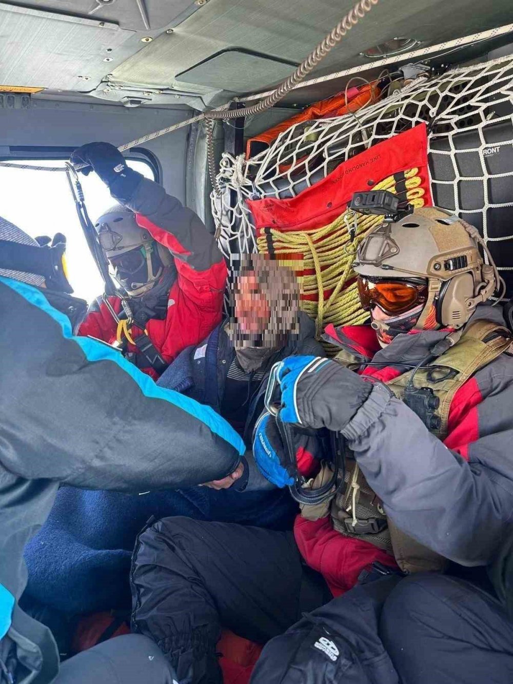 Kardan Mahsur Kalan Adam Helikopterle Kurtarıldı