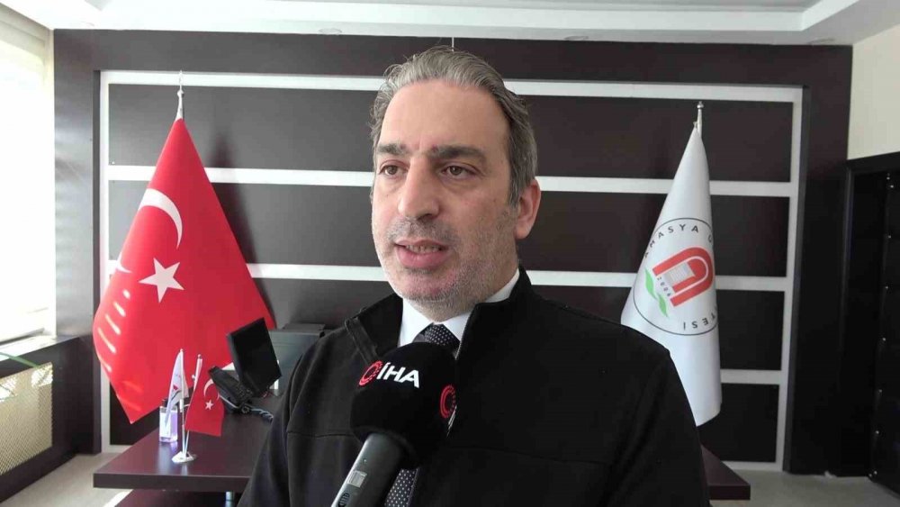 Ak Pelikan Ve Telli Turnaların Yuvası Yedikır Baraj Gölü