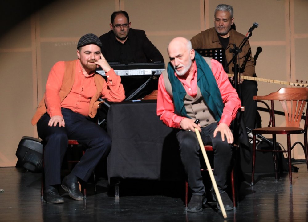 Şehir Tiyatrosu’nun Yeni Oyunu ‘3 Kuşak Erzurum’ Yoğun İlgi Gördü