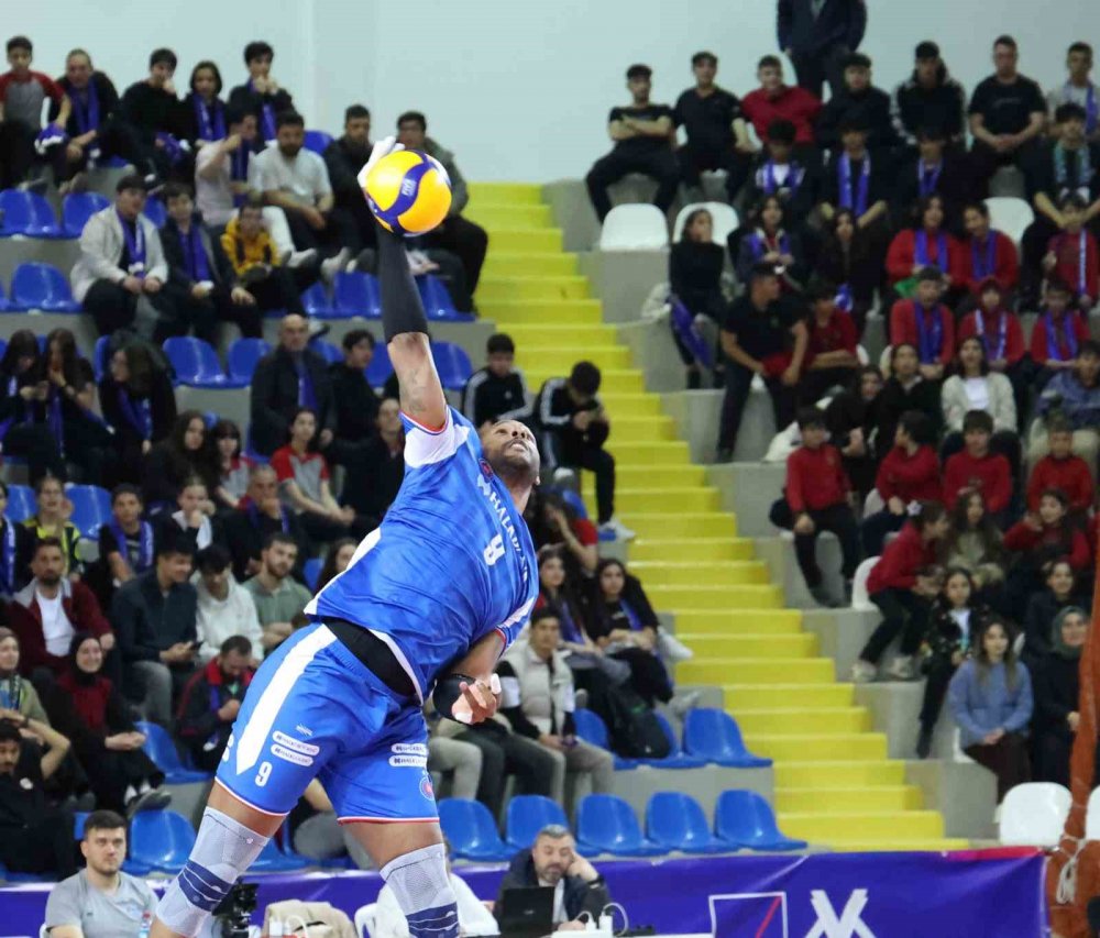 2025 Erkekler Axa Sigorta Kupa Voley: Halkbank: 3 - İstanbul Gençlik Spor: 1